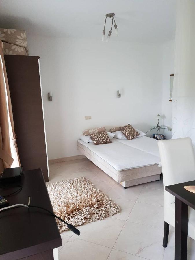 Apartments Maria Donje Celo Ngoại thất bức ảnh